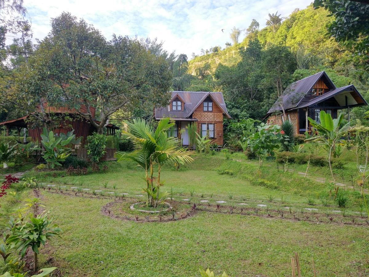 Canyon Jungle Stay Bukittinggi Exterior photo