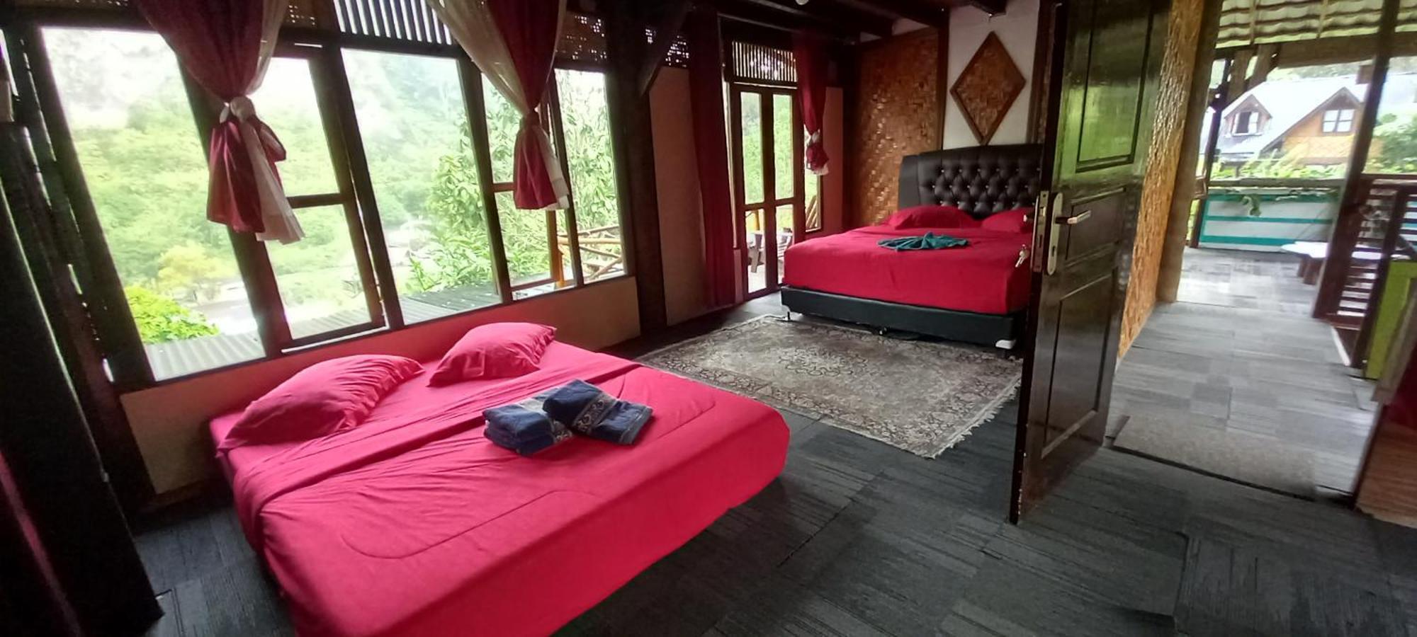 Canyon Jungle Stay Bukittinggi Room photo
